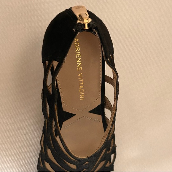 NEW $115 ADRIENNE VITTADINI ALBY BLACK SUEDE STRAPPY CAGE SANDAL - Picture 7 of 7